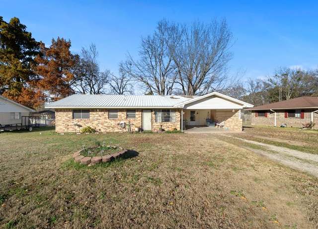 Property at 169 Nix Dr, Emory, TX 75440, 2 beds, 2 baths