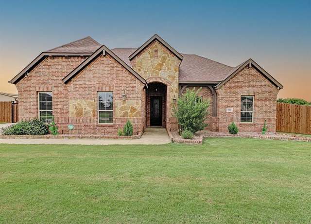 Property at 3604 Laurenwood Dr, Crowley, TX 76036, 4 beds, 2.5 baths