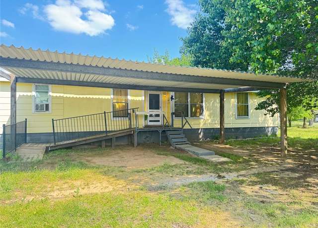 Property at 206 Rhett Ct, Aurora, TX 76078, 2 beds, 2 baths