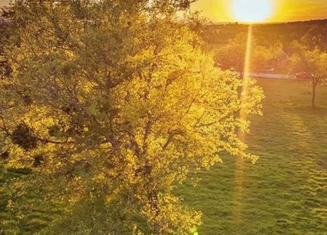 Property at 1019 Oak Bend Ln, Weatherford, TX 76088