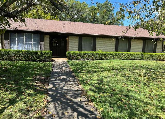 Property at 3002 Arapaho Rd, Commerce, TX 75428, 4 beds, 2 baths