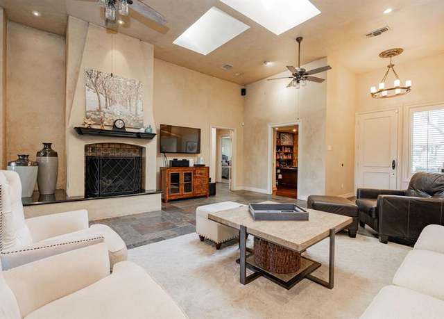 Property at 10027 Silvertree Dr, Dallas, TX 75243, 4 beds, 2.5 baths