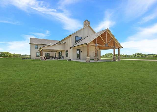 Property at 3106 County Road 2526, Quinlan, TX 75474, 4 beds, 4.5 baths