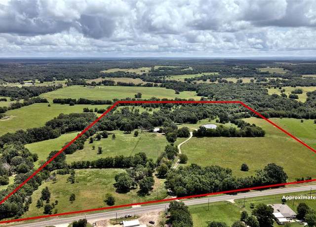Property at 14751 FM 59, Athens, TX 75751, 3 beds, 2 baths