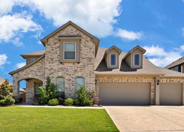 Property at 914 Park Vista Dr, Justin, TX 76247, 4 beds, 3.5 baths