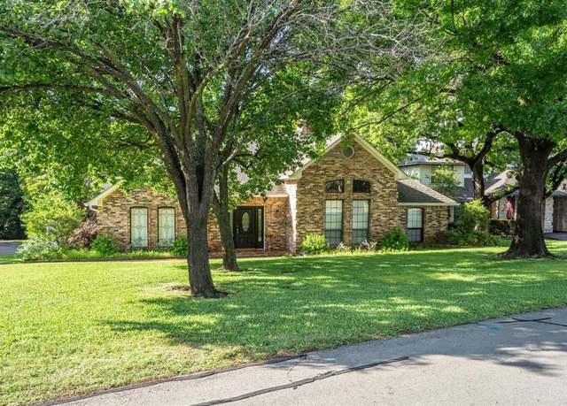 Property at 322 Whittier St, Highland Village, TX 75077, 3 beds, 2 baths