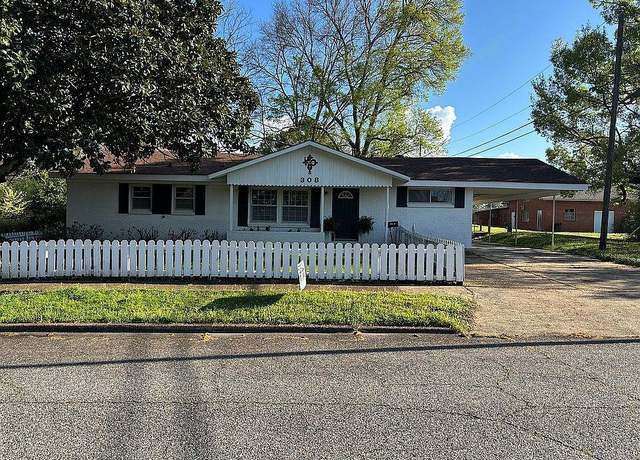 Property at 308 Ellis Dr, Minden, LA 71055, 2 beds, 2 baths
