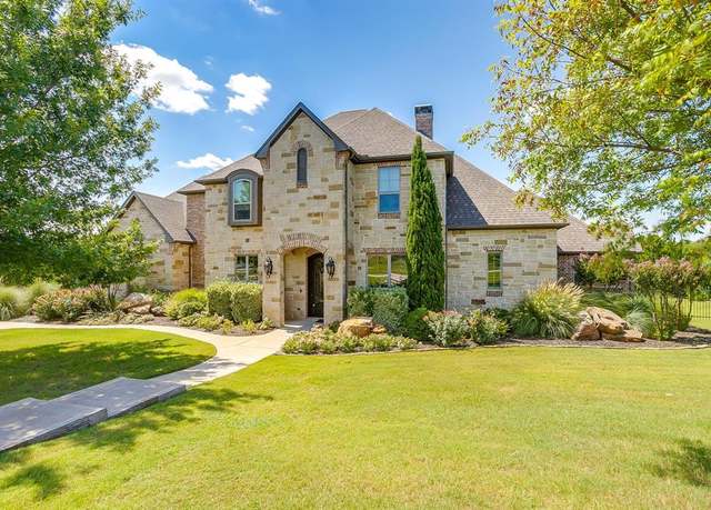 Property at 7908 Modena Dr, Fort Worth, TX 76126, 4 beds, 3.5 baths