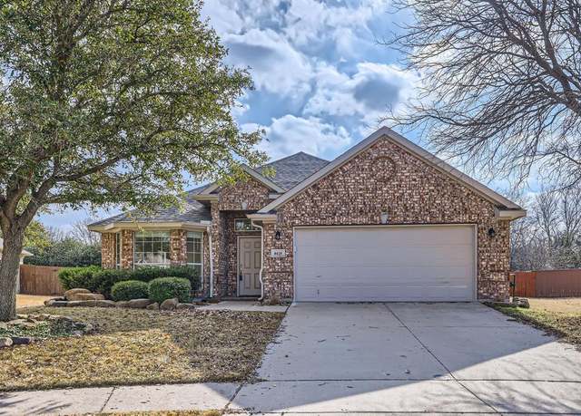 Property at 8429 Green Ash Dr, Mckinney, TX 75071, 3 beds, 2 baths