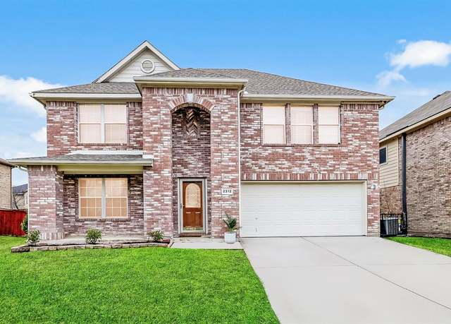 Property at 2312 Bantry Ln, Arlington, TX 76002, 4 beds, 2.5 baths