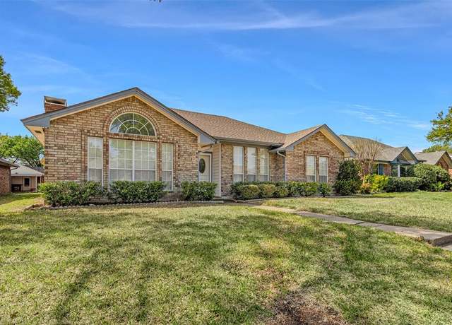 Property at 2322 Knighthood Ln, Garland, TX 75044, 3 beds, 2 baths
