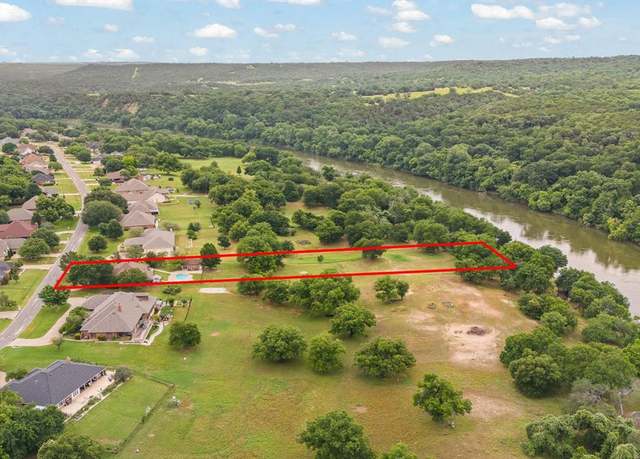 Property at 9118 Ravenswood Rd, Granbury, TX 76049, 3 beds, 2 baths