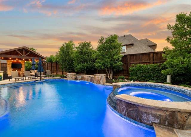 Property at 8001 Seville Dr, North Richland Hills, TX 76182, 5 beds, 4 baths
