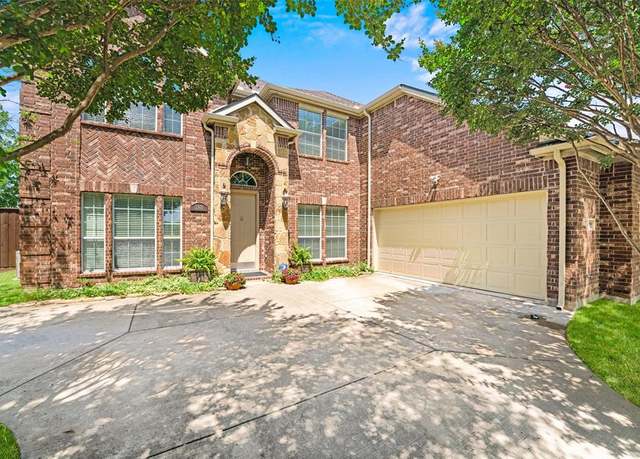 Property at 2305 Trickling Creek Dr, Garland, TX 75041, 5 beds, 3.5 baths