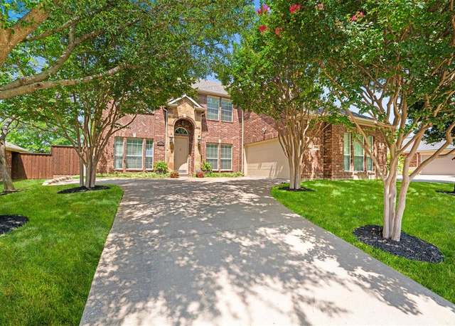 Property at 2305 Trickling Creek Dr, Garland, TX 75041, 5 beds, 3.5 baths