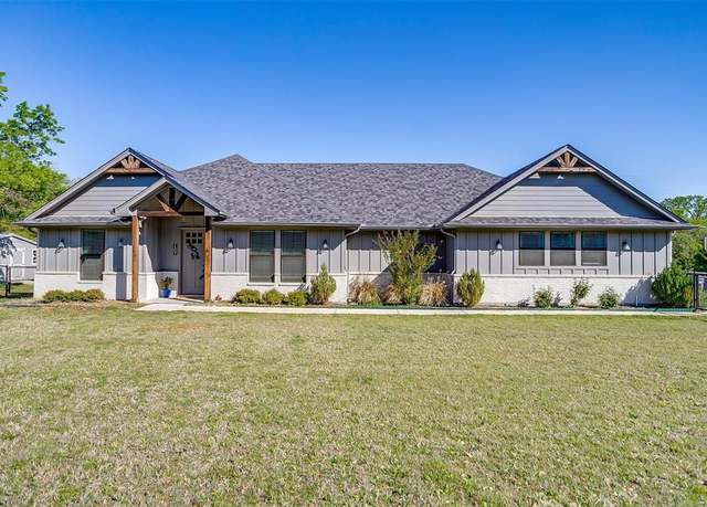 Property at 7507 Sabathney Rd, Weatherford, TX 76085, 4 beds, 3 baths