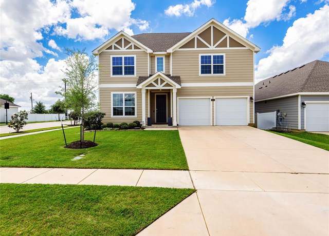 Property at 8998 Delway Dr, Providence Village, TX 76227, 4 beds, 3.5 baths