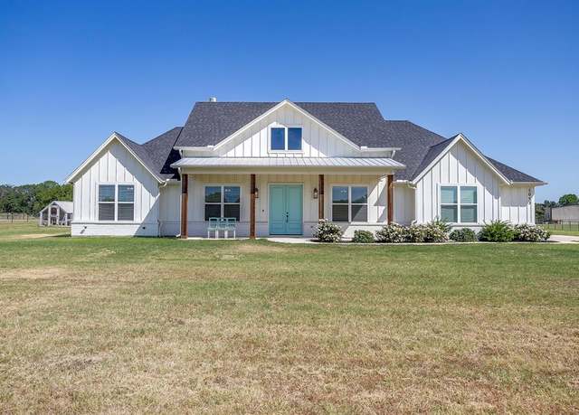 Property at 1053 Paradise Pkwy, Poolville, TX 76487, 4 beds, 2.5 baths