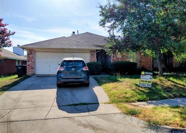 Property at 4205 Boulder Park Dr, Fort Worth, TX 76040, 3 beds, 2 baths