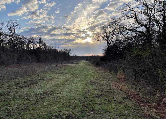 Property at 5040 Wagon Wheel Rd, Joshua, TX 76058