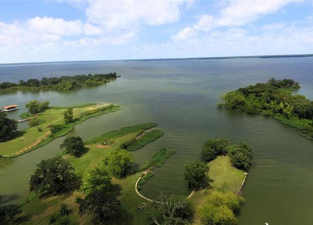 Property at 488 Briggs Blvd, East Tawakoni, TX 75472, 3 beds, 1 bath