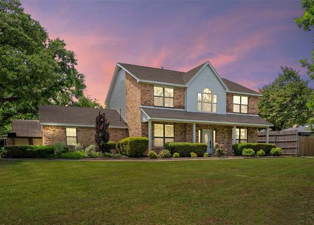 Property at 1517 Etain Rd, Irving, TX 75060, 3 beds, 2.5 baths