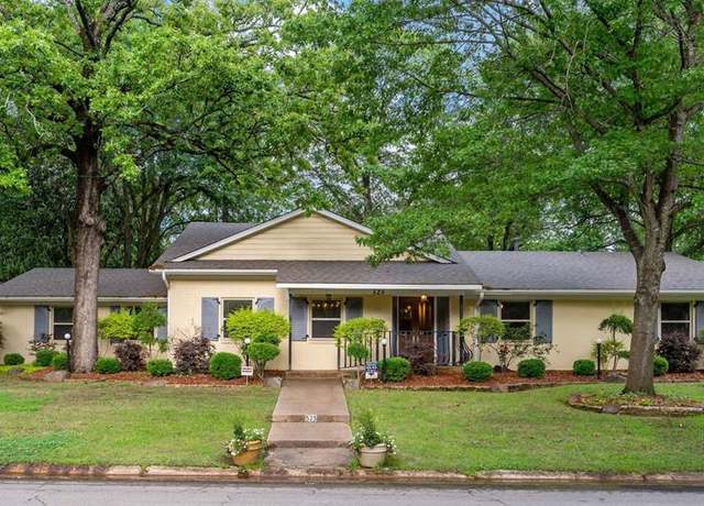 Property at 525 SE 31st St, Paris, TX 75460, 4 beds, 3 baths