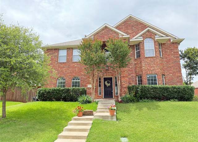 Property at 796 Ridge Rd W, Rockwall, TX 75087, 4 beds, 3.5 baths