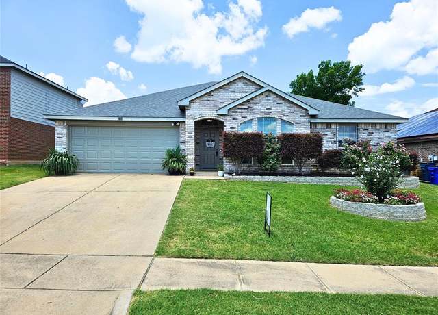 Property at 705 Tracy Dr, Azle, TX 76020, 4 beds, 2 baths