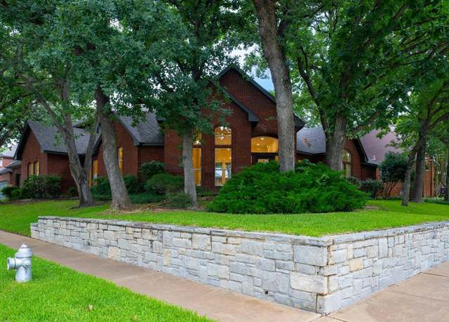 Property at 1514 Smoke Tree Dr, Keller, TX 76248, 4 beds, 3 baths