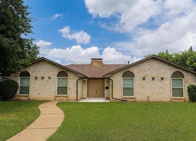 Property at 3155 Darvany Dr, Dallas, TX 75220, 4 beds, 2.5 baths