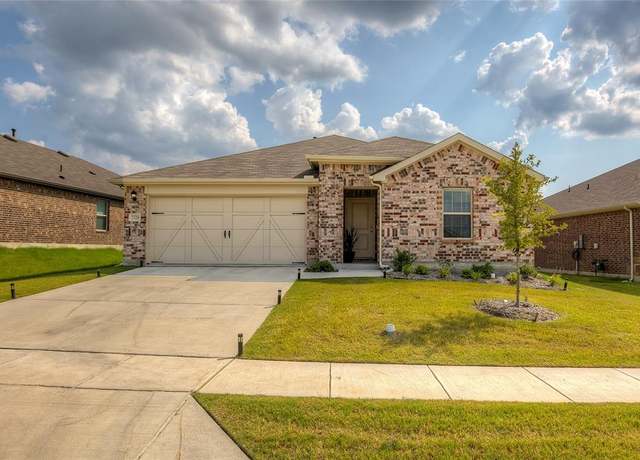 Property at 2320 Peregrine Way, Crandall, TX 75114, 4 beds, 3 baths