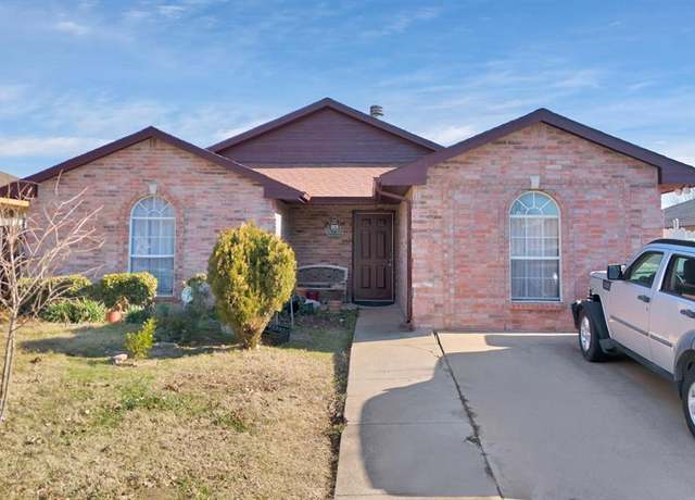 Property at 2628 Las Villas Ave, Dallas, TX 75211, 4 beds, 2 baths