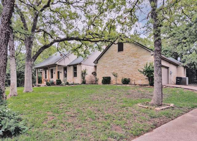 Property at 215 Private Road 2394, Alvord, TX 76225, 3 beds, 2 baths