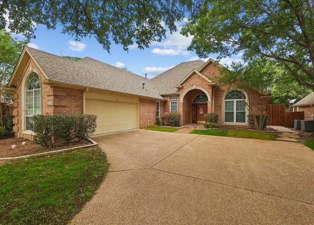 Property at 2413 Oak Brook Dr, Bedford, TX 76021, 4 beds, 2 baths