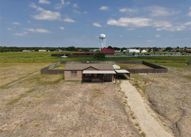 Property at 130 Geronimo St, Ferris, TX 75125, 3 beds, 2 baths