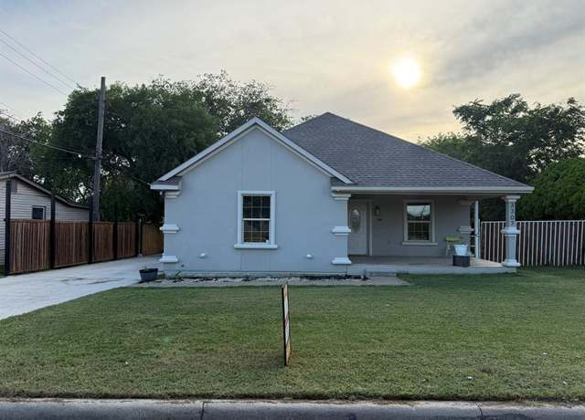 Property at 3307 Roberts Cut Off Rd, Lake Worth, TX 76114, 3 beds, 2 baths