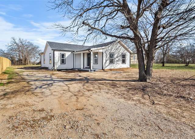 Property at 6721 Lindale Rd, Kennedale, TX 76140, 3 beds, 2 baths