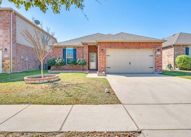 Property at 2404 Senepol Way, Fort Worth, TX 76131, 3 beds, 2 baths
