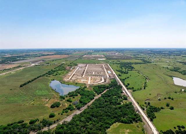 Property at 1921 Wishon Rd, Celina, TX 75009, 4 beds, 3 baths