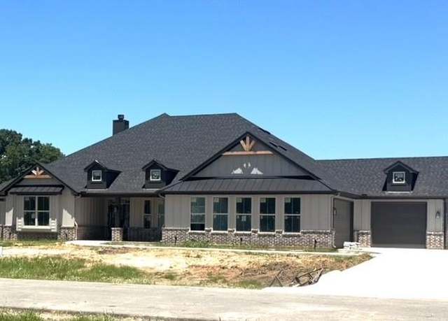 Property at 25 Luther Ln, Sherman, TX 75090, 3 beds, 3.5 baths