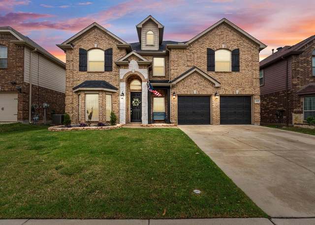 Property at 1421 Soaptree Ln, Fort Worth, TX 76177, 6 beds, 3.5 baths