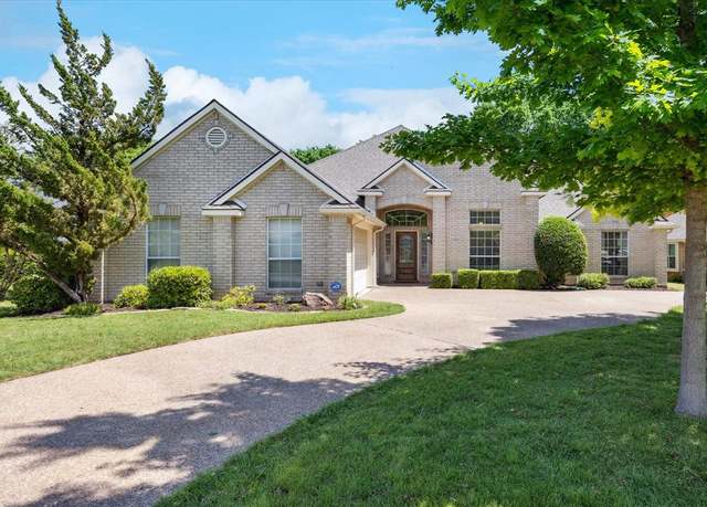 Property at 2800 Foxboro Dr, Richardson, TX 75082, 3 beds, 2 baths