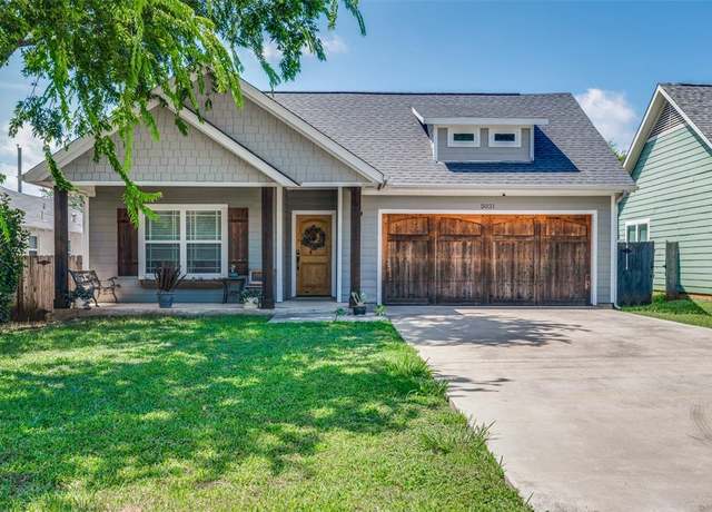 Property at 5021 Curzon Ave, Fort Worth, TX 76107, 3 beds, 2 baths