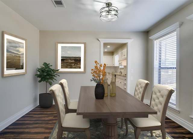 Property at 313 Lakeview Dr, Runaway Bay, TX 76426, 3 beds, 3 baths