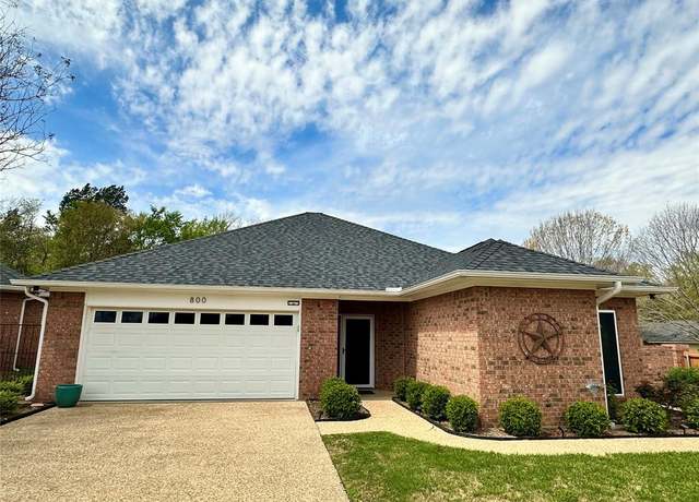 Property at 800 Torribrooke Ln, Athens, TX 75751, 3 beds, 2.5 baths