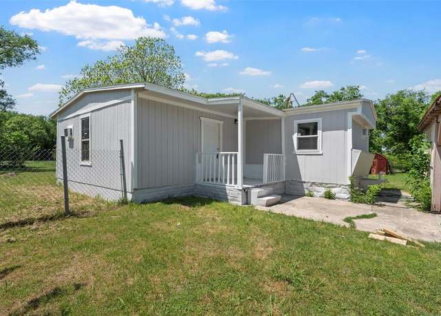 Property at 413 Forest Ave, Elm Mott, TX 76640, 3 beds, 1 bath