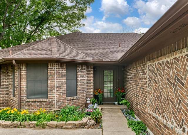 Property at 656 Truman Cir, Reno, TX 76082, 3 beds, 2 baths