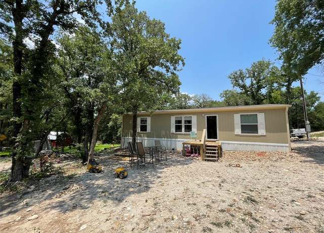 Property at 6220 New Mexico Trl, Granbury, TX 76048, 3 beds, 2 baths
