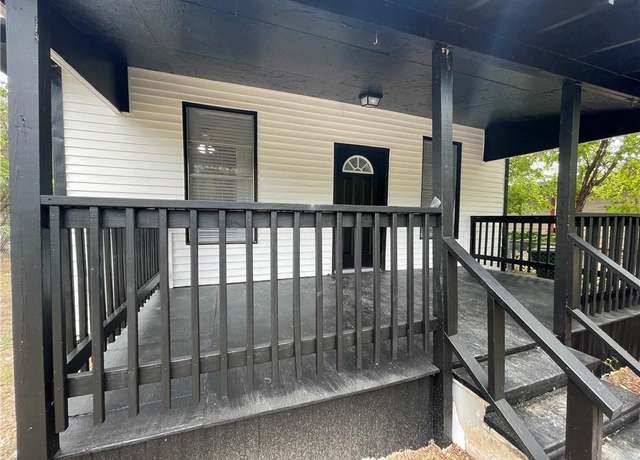 Property at 927 N 23rd St, Waco, TX 76707, 3 beds, 1.5 baths
